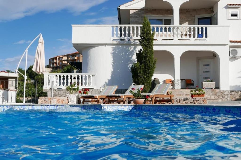 Visnja 1 - With Private Pool And Seaview