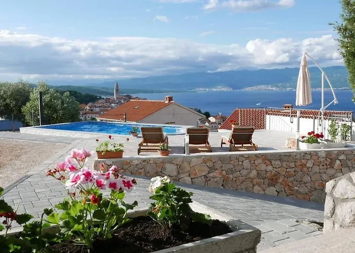 Visnja 1 - Apartment With Private Pool And Seaview