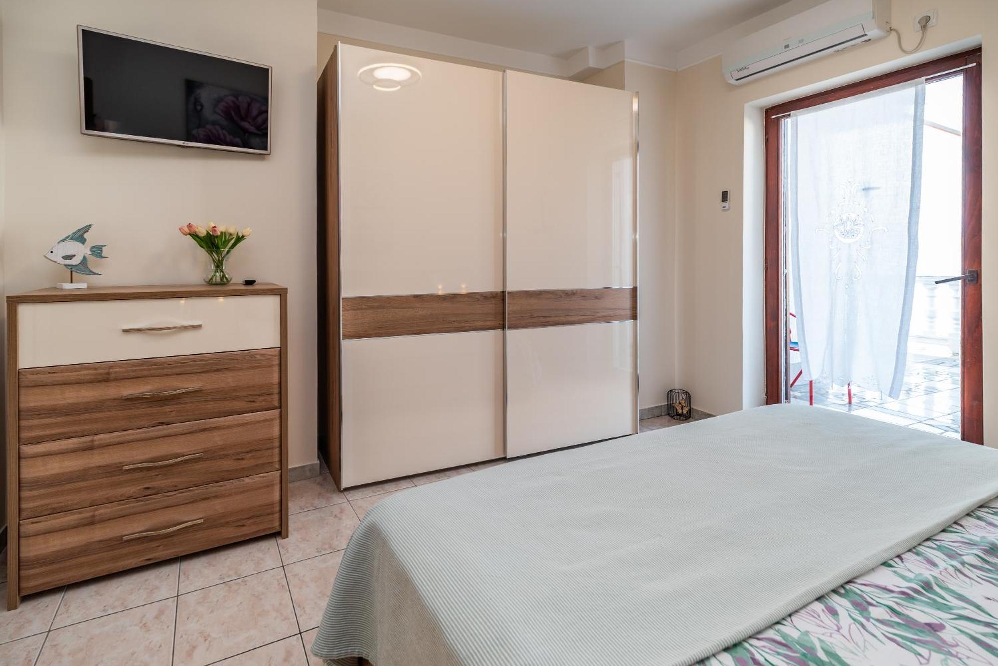 Visnja 1 - With Private Pool And Seaview * Vrbnik